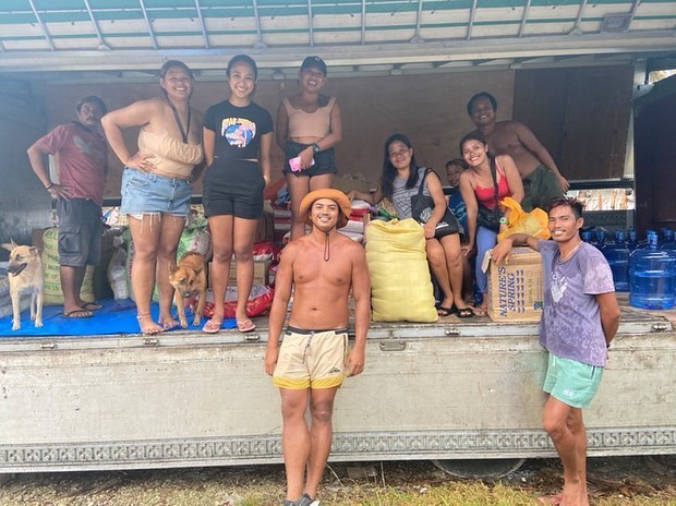 Hiraya Surf Hostel Siargao community