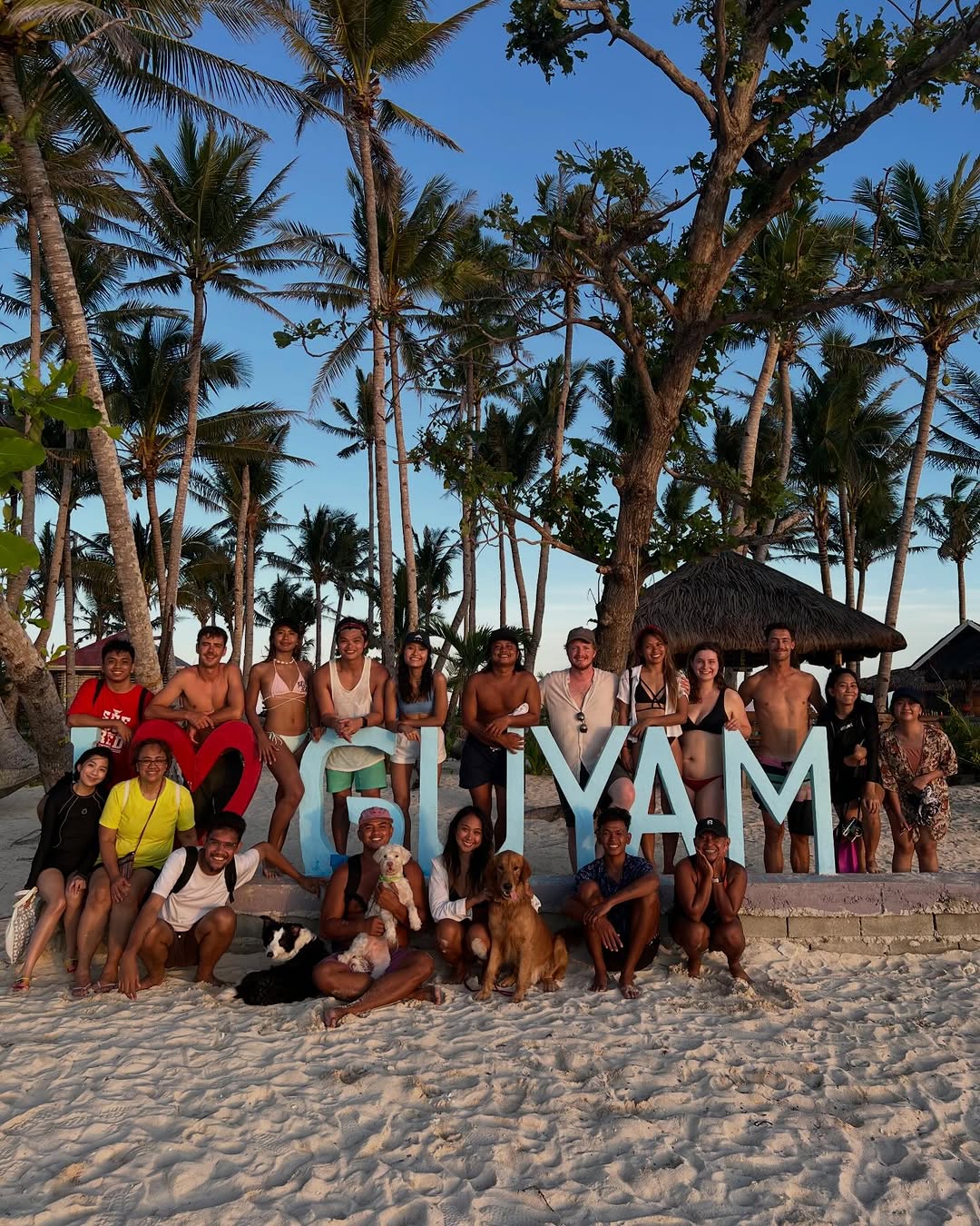 The Hiraya community celebrating 7 years